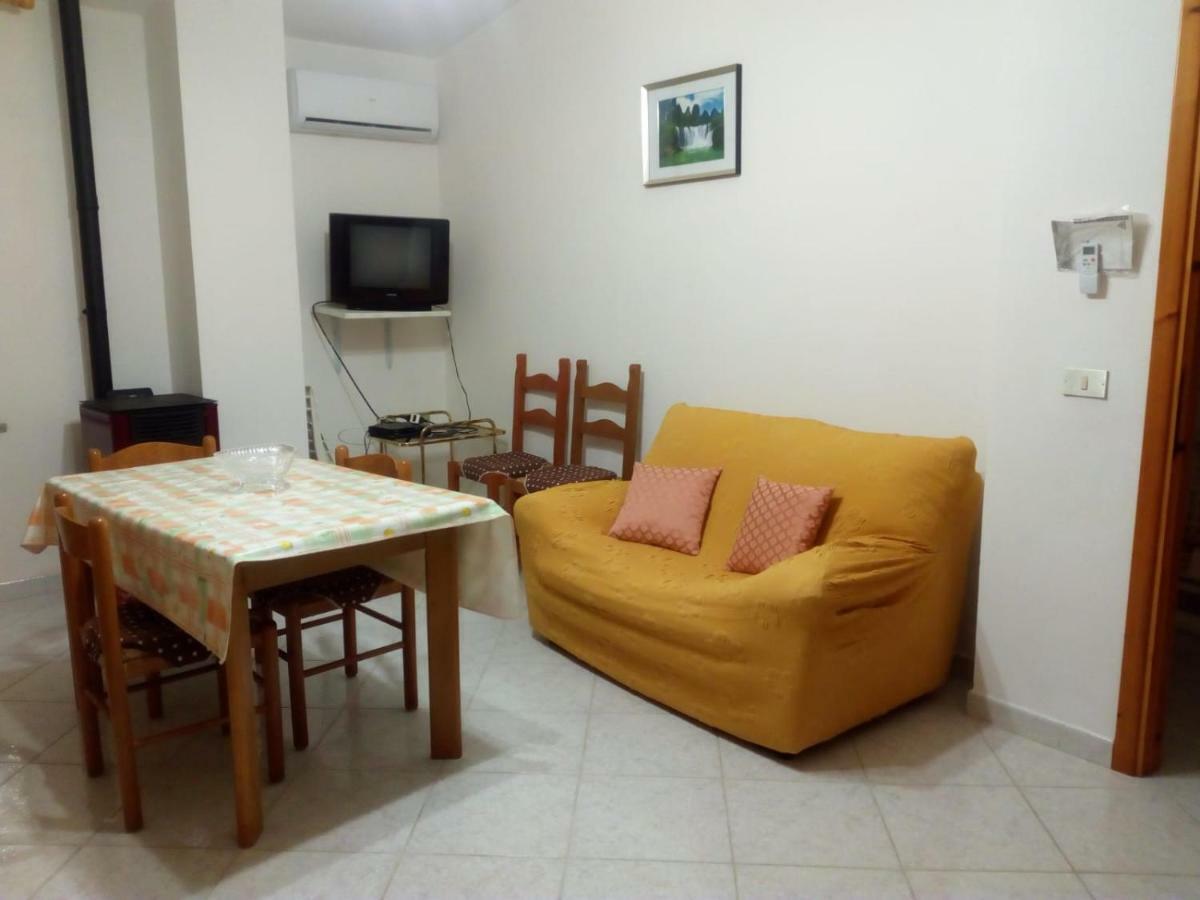 Ferienwohnung Santu Luisu Iun P2230 Galtellì Exterior foto