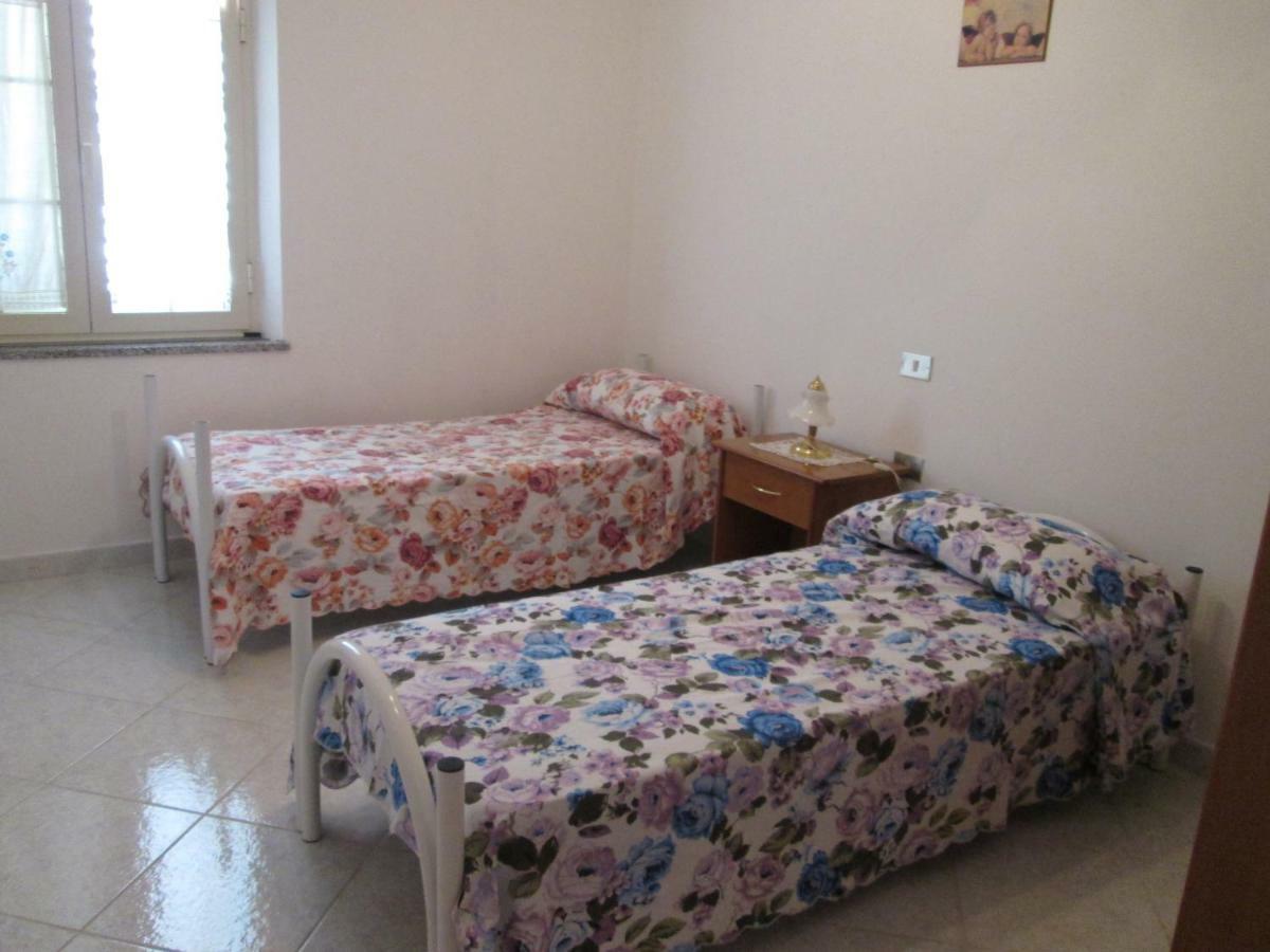 Ferienwohnung Santu Luisu Iun P2230 Galtellì Exterior foto